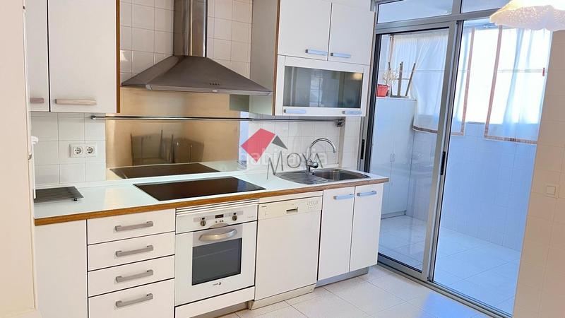 Foto 35b83246-7244-4f8e-bc43-4abb0c6404e8. Etagenwohnung mit heizung parking in Fátima Vigo