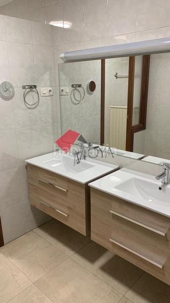 Foto e71e24ee-b544-4b8a-9982-05e541038206. Miete etagenwohnung mit heizung parking in Camelias - Pi y Margall Vigo