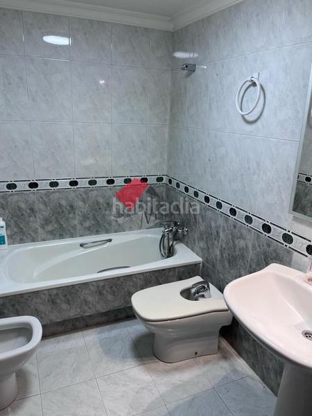 Foto 420b75a1-3623-4d46-8fbe-67d981793dc1. Apartament amb calefacció aparcament a Centro - Areal Vigo