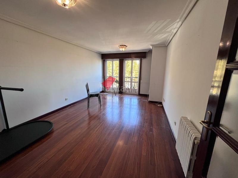 Foto 02acbe58-939e-4f9d-bdf7-fc4fddcf7c7e. Apartment with heating parking in Centro - Areal Vigo