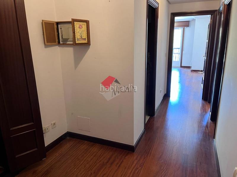 Foto b1c4a30b-7ba4-4a65-9128-3f6cc8b004af. Apartment with heating parking in Centro - Areal Vigo