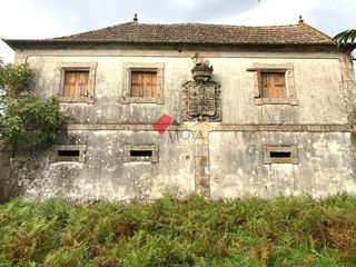 Country house  Atin