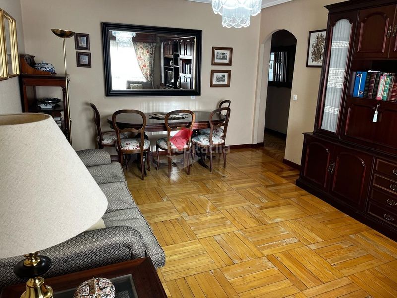 Foto df674b09-09d3-412d-b3b0-322c6d18cea0. Piso en Camelias - Pi y Margall Vigo