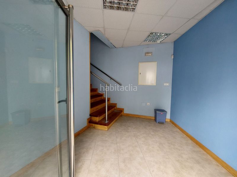 Foto c1074e1f-e756-43cc-80af-474593be0f4e. Affitto ufficio in Revilla Camargo
