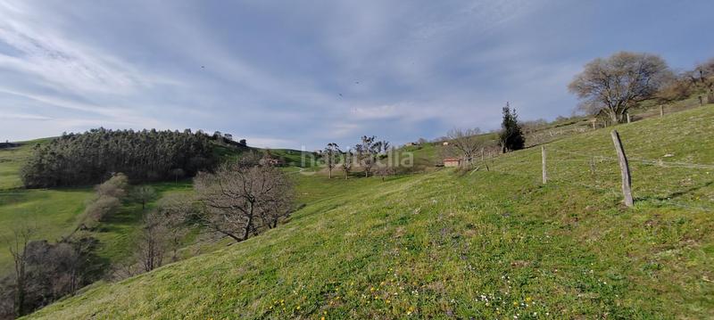 Foto 2f6f22aa-00bc-426b-8f64-bf4e7a56081e. Nau industrial a Riotuerto