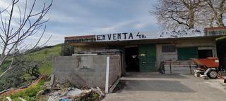 Bâtiment à usage industriel à Riotuerto. Venta nave en la cavada con finca de 43000 m2