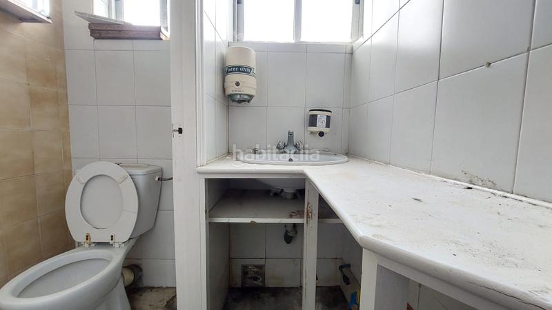 Foto a188851e-ce62-4be2-802a-3a43aaf1ad39. Locale commerciale in Maliaño Camargo