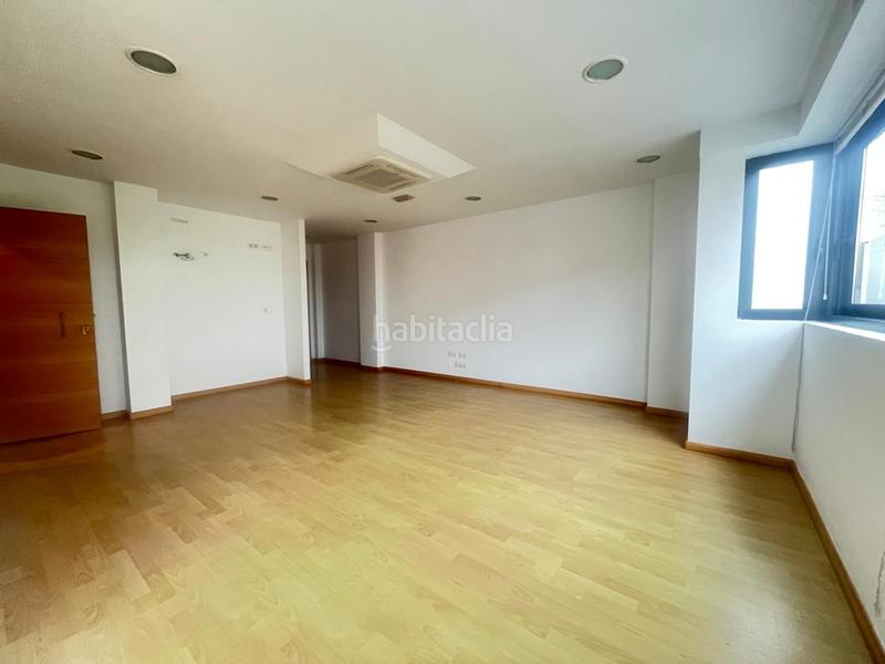 Foto f013e0c2-ce70-4036-82d2-2bcd4a17129d. Alquiler local comercial alquiler oficina centrica en solares en Medio Cudeyo