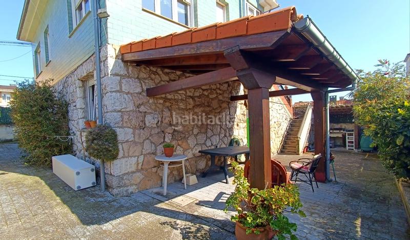 Foto 8035e723-08c7-40b9-ac99-d4d74a54bfbc. Casa venta casa individual en Muriedas inmejorable ubicación próxima a centro urbano en Camargo