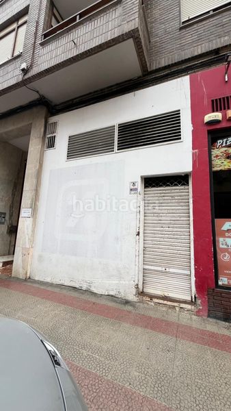 Foto d8a63283-ecb3-4e70-80cb-db02f93d605f. Location local commercial dans Muriedas Camargo