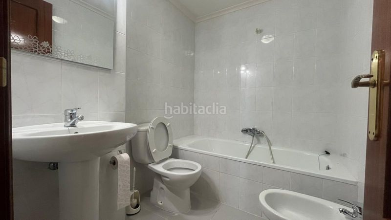 Foto bc158694-eefd-4338-a59f-ffd2a609100e. Pis amb calefacció aparcament a Maliaño Camargo
