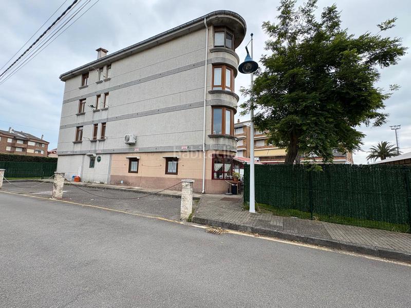 Foto e27b4133-d115-4256-97b8-85c3801a96b2. Piso en calle torrelavega 6 piso en zona playa en Suances