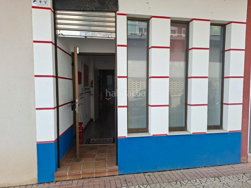 Foto 11169b6a-73a5-47b2-97b7-be4d57ed1be1. Alquiler local comercial en calle jaime del amo 2 local en centro en Suances