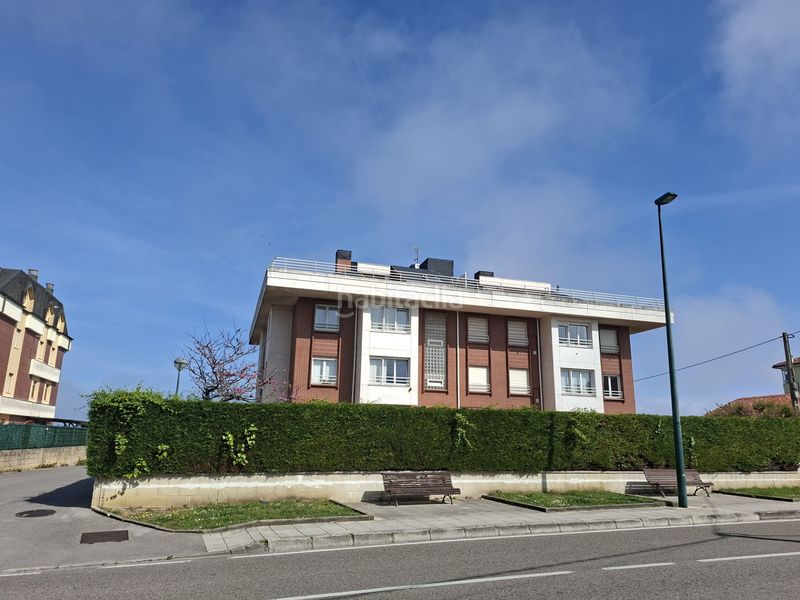 Foto 106ab97a-4336-4939-b34d-bff478f76827. Apartament amb calefacció aparcament piscina a Suances