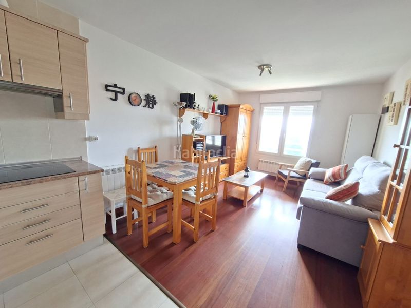 Foto 6dab890c-9bff-47b8-b546-a21e4d7a9e43. Apartament amb calefacció aparcament piscina a Suances