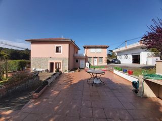 Maison  Barrio casasola 29. Casa independiente en ruiloba ( comillas )
