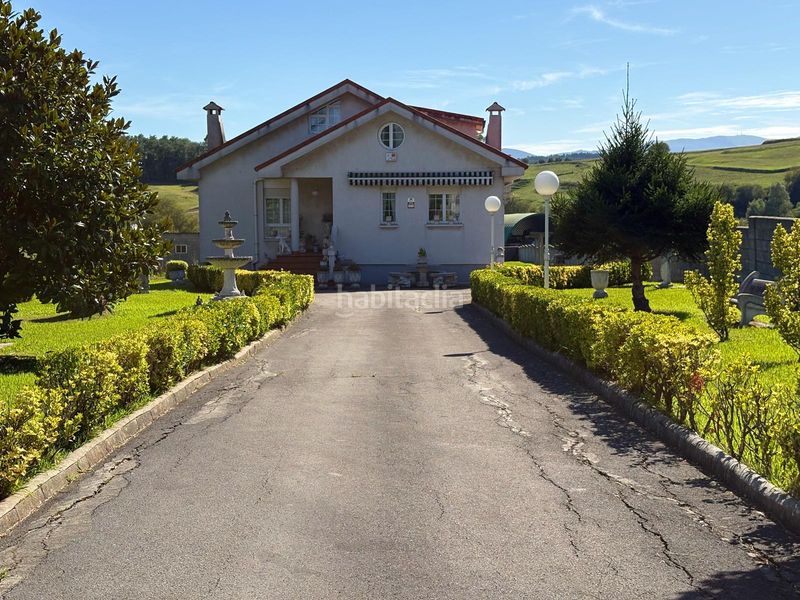Foto de263dfe-752e-4059-9389-ff1b4b88f9dd. Casa con parcheggio in Suances