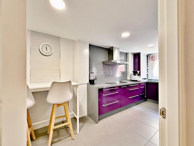 Foto 87b1a95a-8bf8-4ef8-a134-abd929859761. Casa adossada amb aparcament a Centro Ciudad Paterna