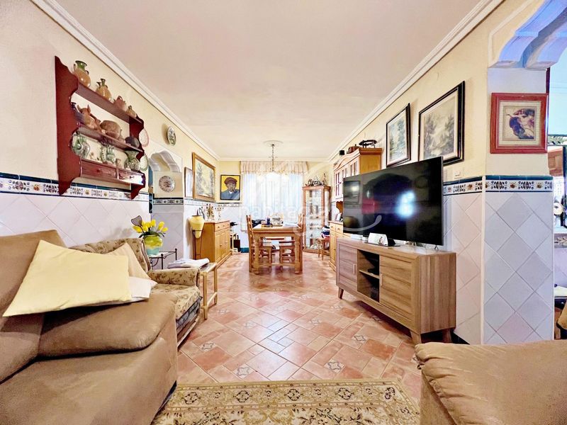 Foto 7823679c-7f86-43bd-a22e-6857b502c226. Casa adossada amb calefacció aparcament a Marines