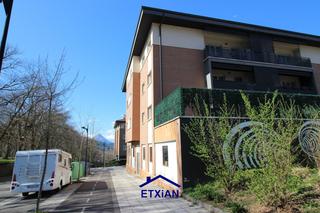 Local Comercial  San martin kalea. San martin. lokal komertzialak, eskeintza berezia!