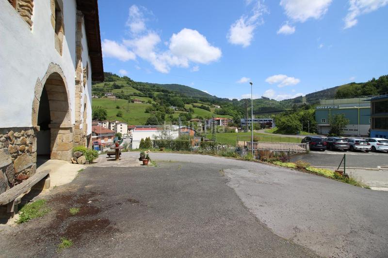 Foto 3170d34c-2db0-4f5b-a357-a2839eaf01dc. Masia amb calefacció a Antzuola