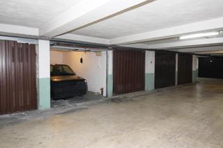 Car parking  Olakua auzoa auzoa. Olakua auzoa.  garaje itxia