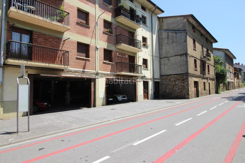 Foto 274e4cc9-617e-49ad-8b61-0747e6ec43ec. Aparcament cotxe a Oñati