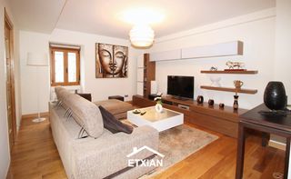 Piccolo appartamento  Kale zaharra kalea. Kale zaharra. apartamentua bizitzera sartzeko gertu