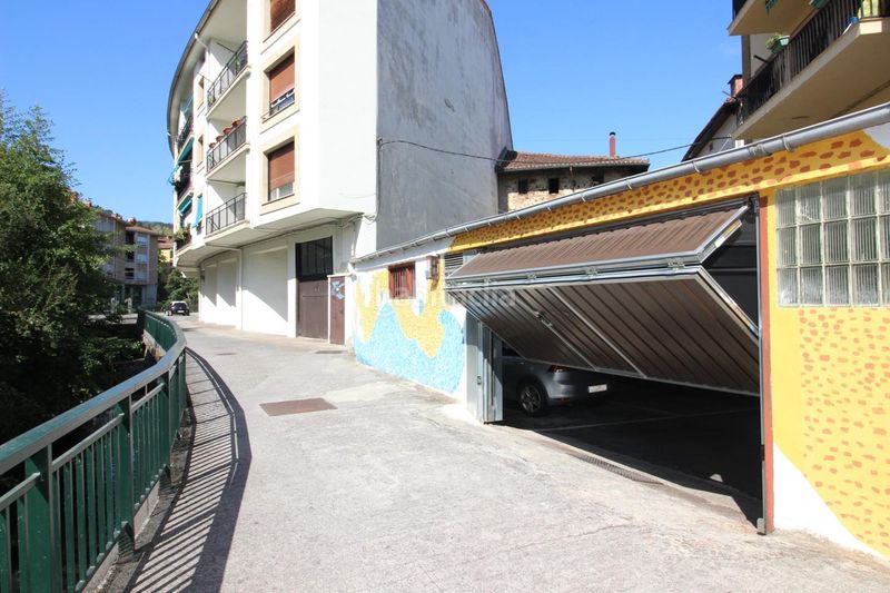 Foto 0a5fe858-3c90-40ad-80eb-3eef59faddd0. Posto auto in atzeko kalea 10 in Oñati