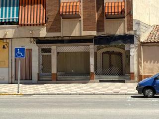 Lloguer Local Comercial a Calle santa ana 68. Se vende o alquila cafetería en madridejos.
