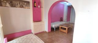 Casa adossada en Grupo renfe 23. Casa en venta