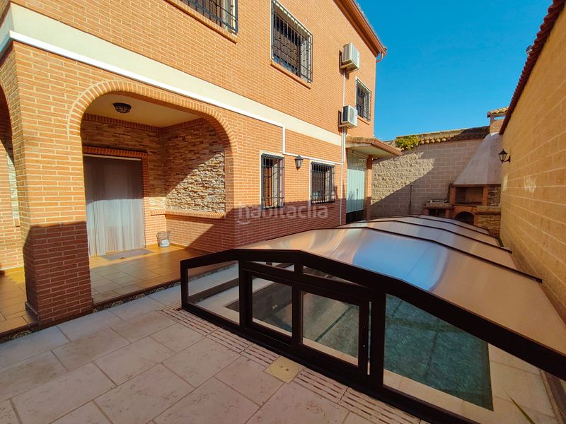 Foto 06a3742b-f5fc-4a1d-93e9-6aca3aa112d0. Casa amb calefacció aparcament piscina a Herencia