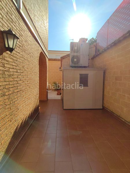 Foto 4d84425d-6f3a-4a1b-87e8-43983e90ceb3. Casa amb calefacció aparcament piscina a Herencia
