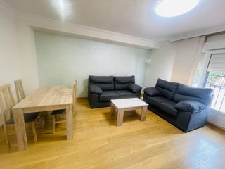 Location Appartement  Calle rigoberta menchu. Piso en alquiler