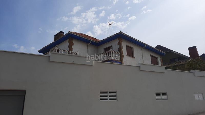 Foto ec5f4805-bcd4-4968-ba3c-ad4928827624. Chalet en Luanco-Aramar-Antromero Gozón