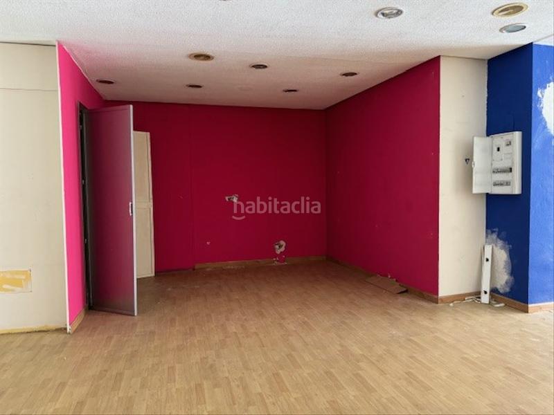 Foto 9b9b24b1-d394-4622-99a5-50eb067a6435. Rent business premise in avenida de cervantes 25 in Avilés