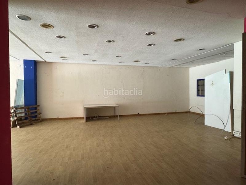 Foto d60e4cab-4b77-4040-b9da-bde94f47da12. Rent business premise in avenida de cervantes 25 in Avilés