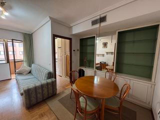 Apartment in Calle lola mateos 25