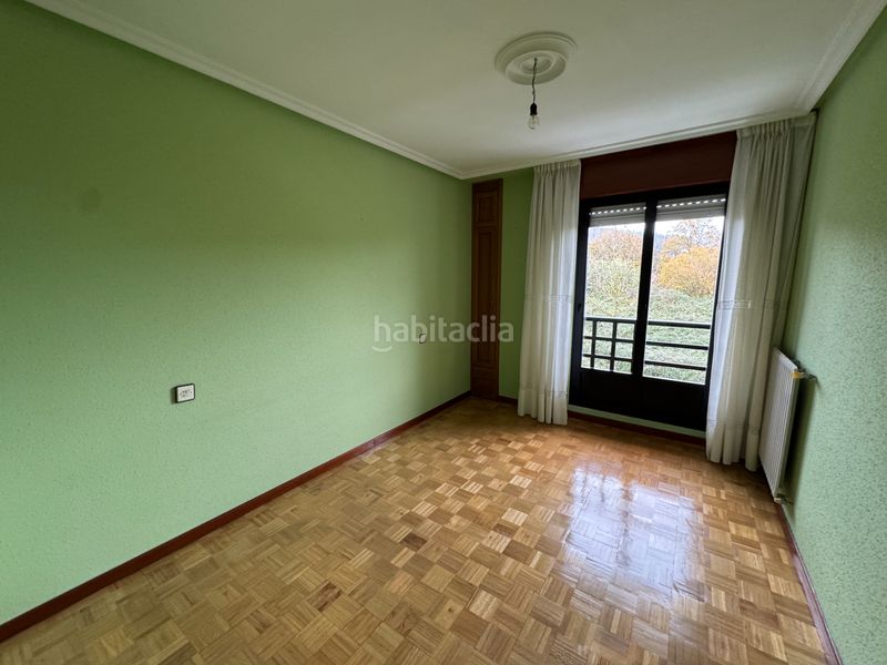 Foto 0d25bcbe-8f00-4265-bbdf-50bde45b3f99. Piso en calle carrión 6 en Llanera