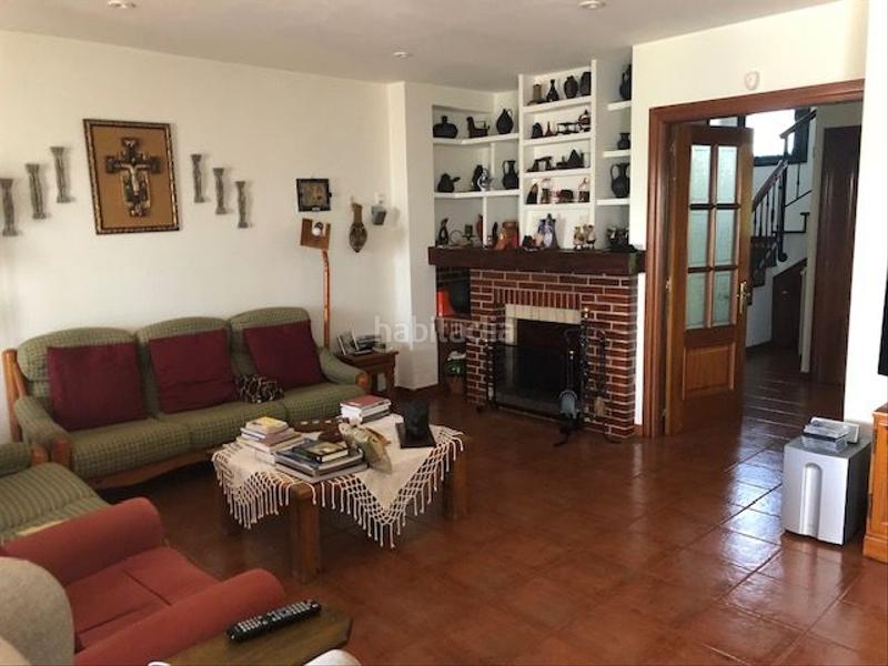 Foto 0db43b81-6a6d-489e-8cee-005a40251a5c. Xalet amb calefacció aparcament a Llanera