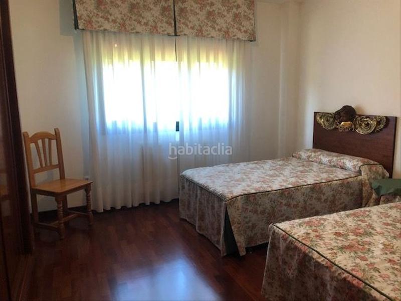 Foto 6e499ba3-b6e6-49af-b239-7c64f9e04b63. Xalet amb calefacció aparcament a Llanera