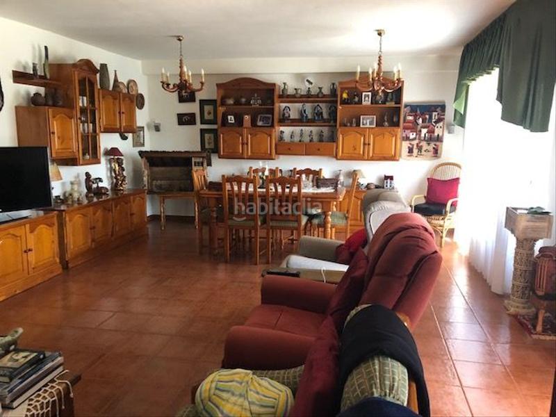 Foto 979aaa10-5795-4f61-b5b1-292057d18ce4. Xalet amb calefacció aparcament a Llanera