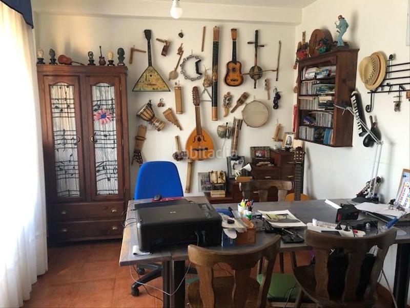 Foto e95c2635-f862-400c-becb-5e49e059564e. Xalet amb calefacció aparcament a Llanera