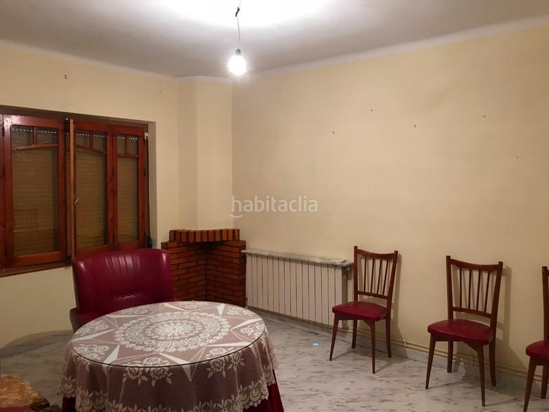 Foto 87ff86b6-1ad2-4db7-a61d-fe61a0fd23a1. Casa adossada a Membrilla