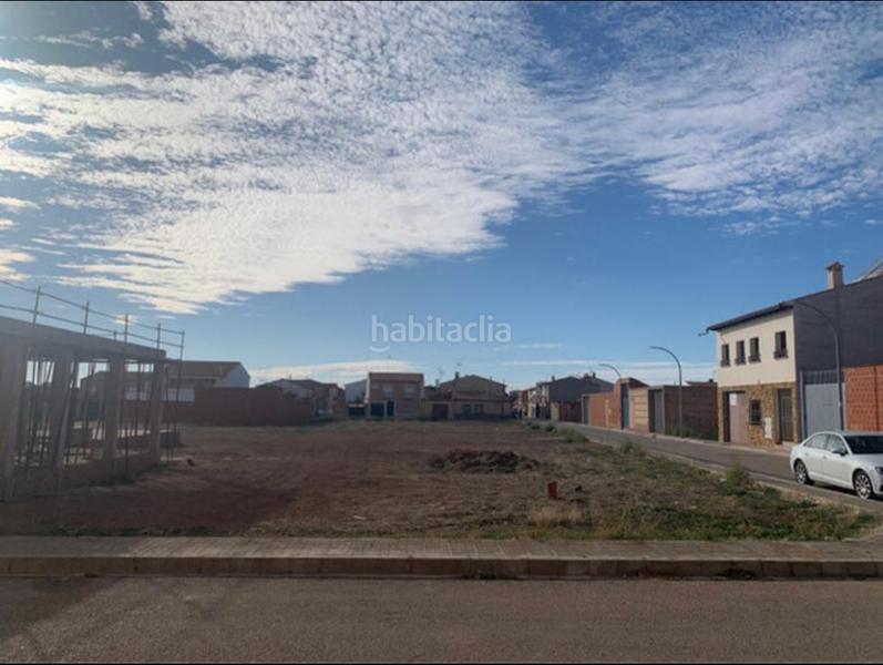 Foto 6800d298-5a45-4461-a79b-54fc54e46f58. Terreny residencial a Membrilla
