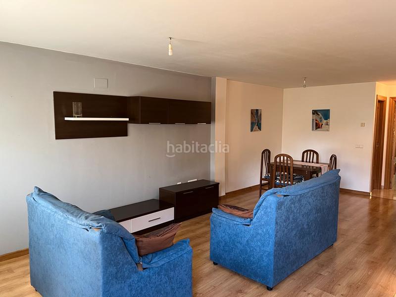 Foto d8146860-70fe-4550-880b-ed584fab56c7. Casa con riscaldamento parcheggio piscina in Membrilla