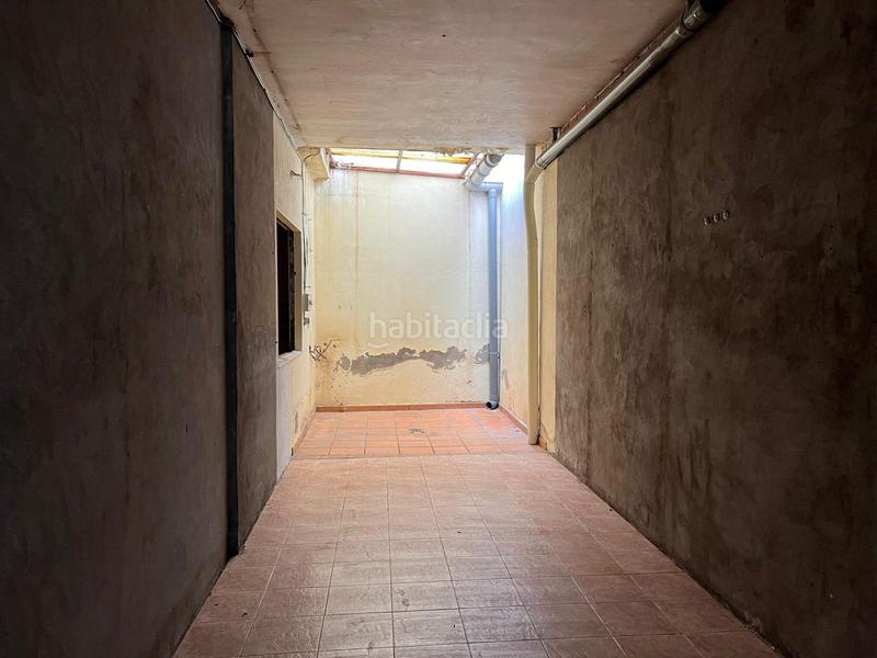 Foto ae62fcaf-c591-47fc-85ee-e7c7a2f3c82c. Casa adossada a calle navarra 47 a Villarrubia de los Ojos