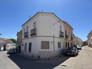 Casa a Calle guindalera 21. ¡casa adosada en venta en campo de criptana, ciudad real!