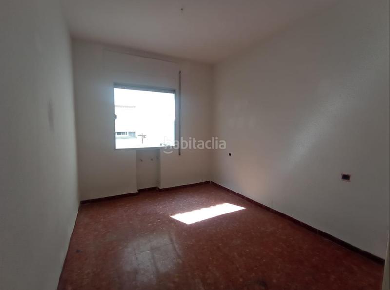 Foto ef0e0ad6-76af-4a09-a788-d3564189548a. Piso en calle el bonillo 72 ¡tu nuevo hogar te espera! piso en calle bonillo en Socuéllamos