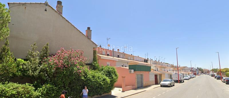 Foto bc214003-dee9-4886-8749-277cc101c08b. Aparcament cotxe a barrio san juan 5 a Tomelloso